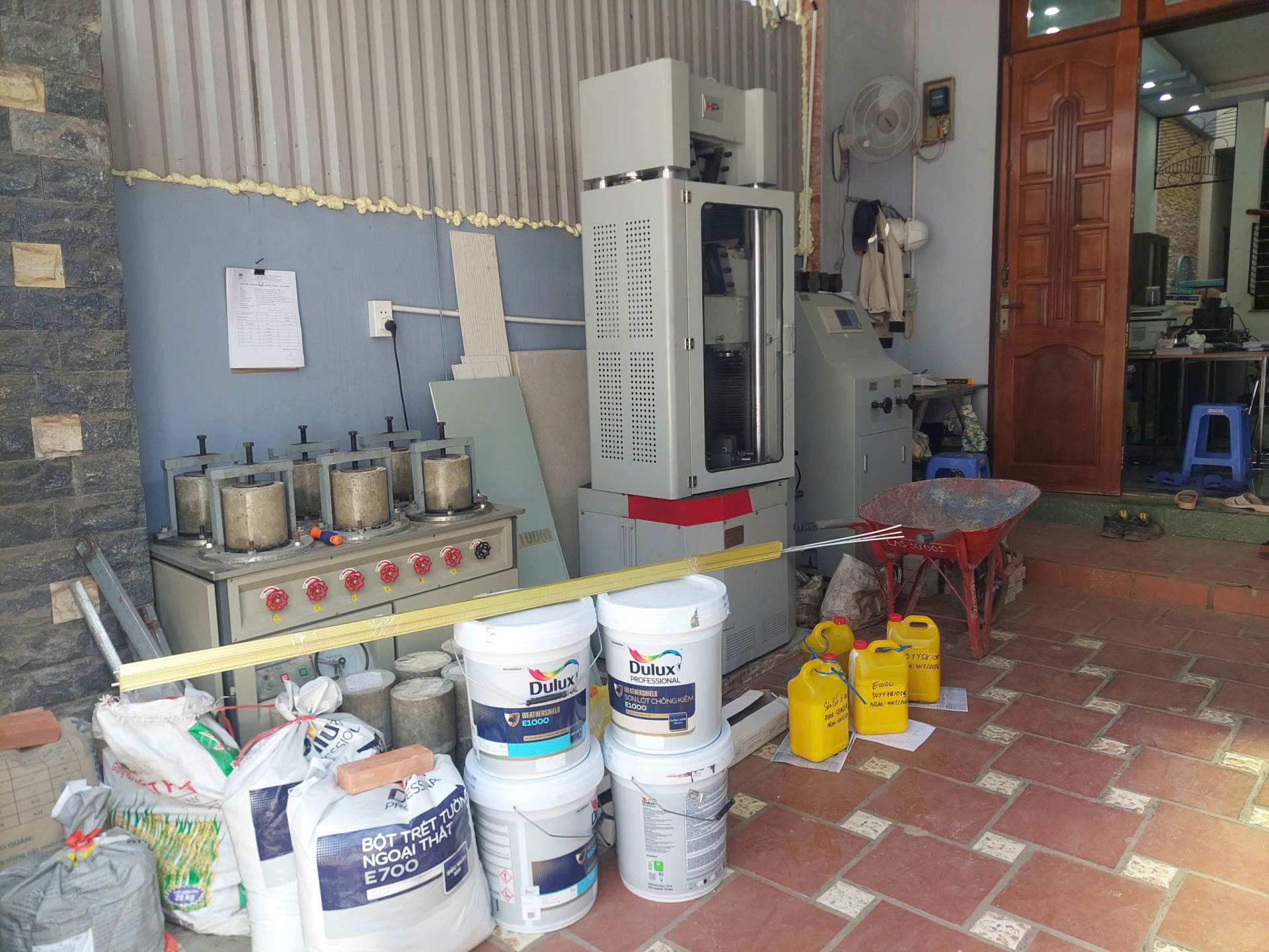 Thí nghiệm vật liệu xây dựng